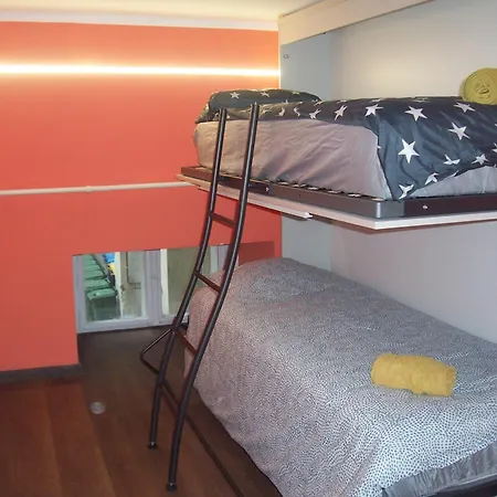 United Hostal *